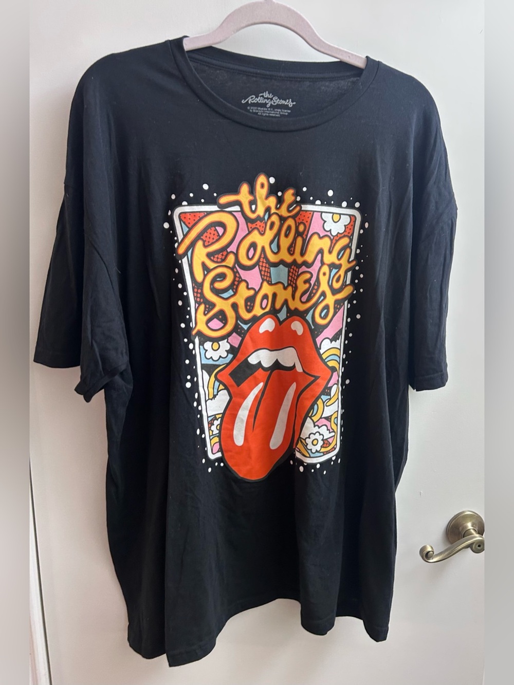 The Rolling Stones Black Graphic Tee with Red Tongue.  Mens XXL Black